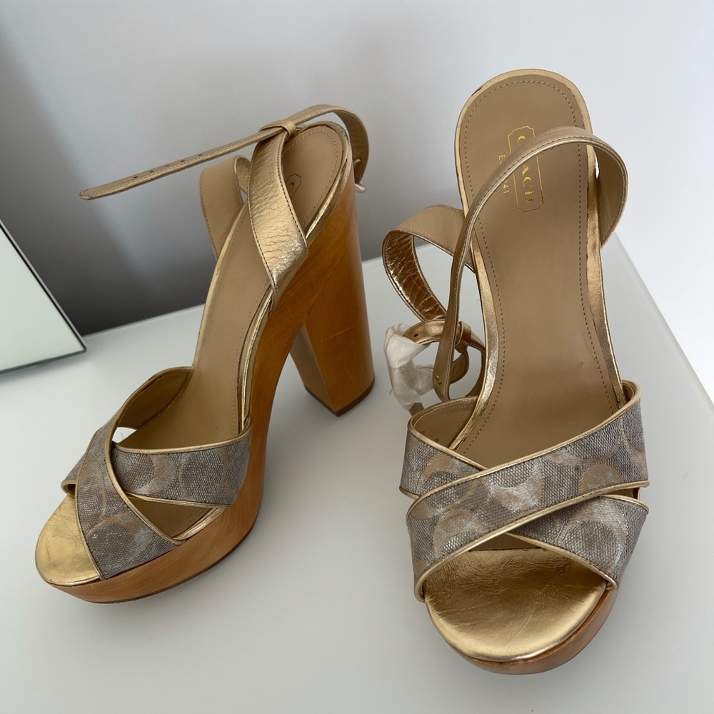 Coach Sandal